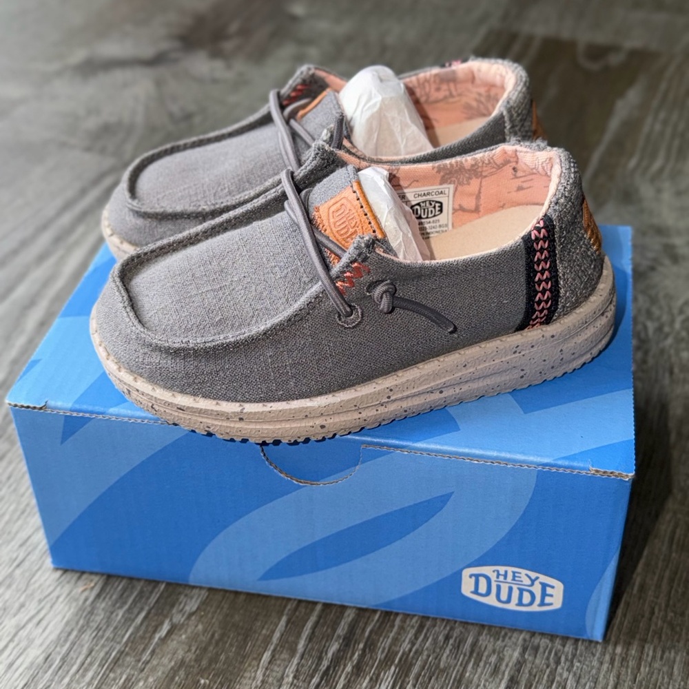 Hey Dude Toddler size 7 Charcoal Wendy